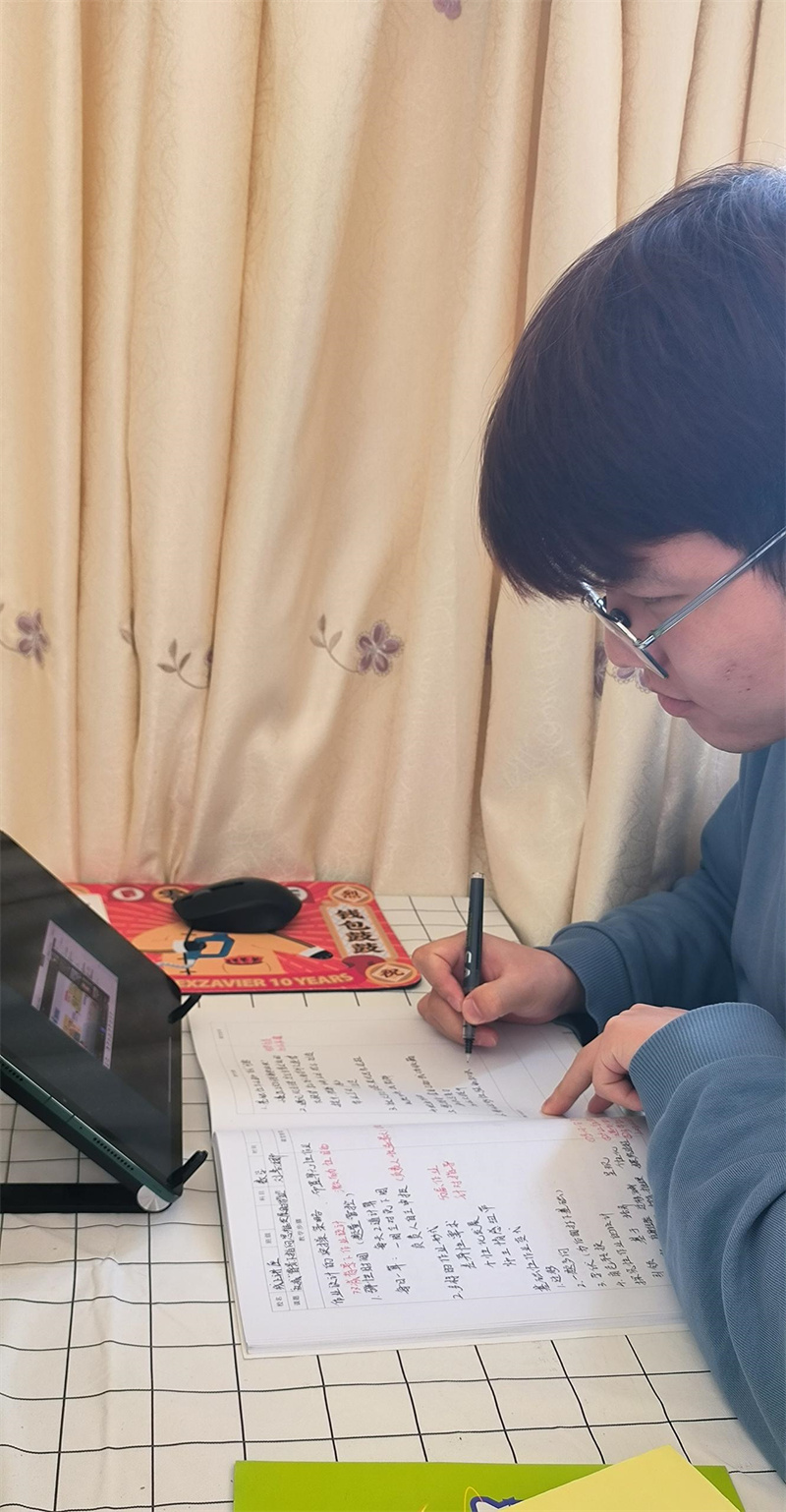 0d73ec5129704d63821579b4704de36b.jpg 0d73ec5129704d63821579b4704de36b.jpg