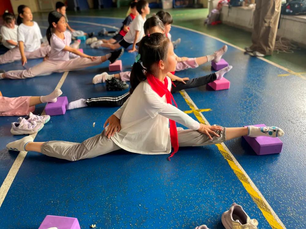 2e5c232049b342bdbcd5e34826674e2e.jpg 2e5c232049b342bdbcd5e34826674e2e.jpg