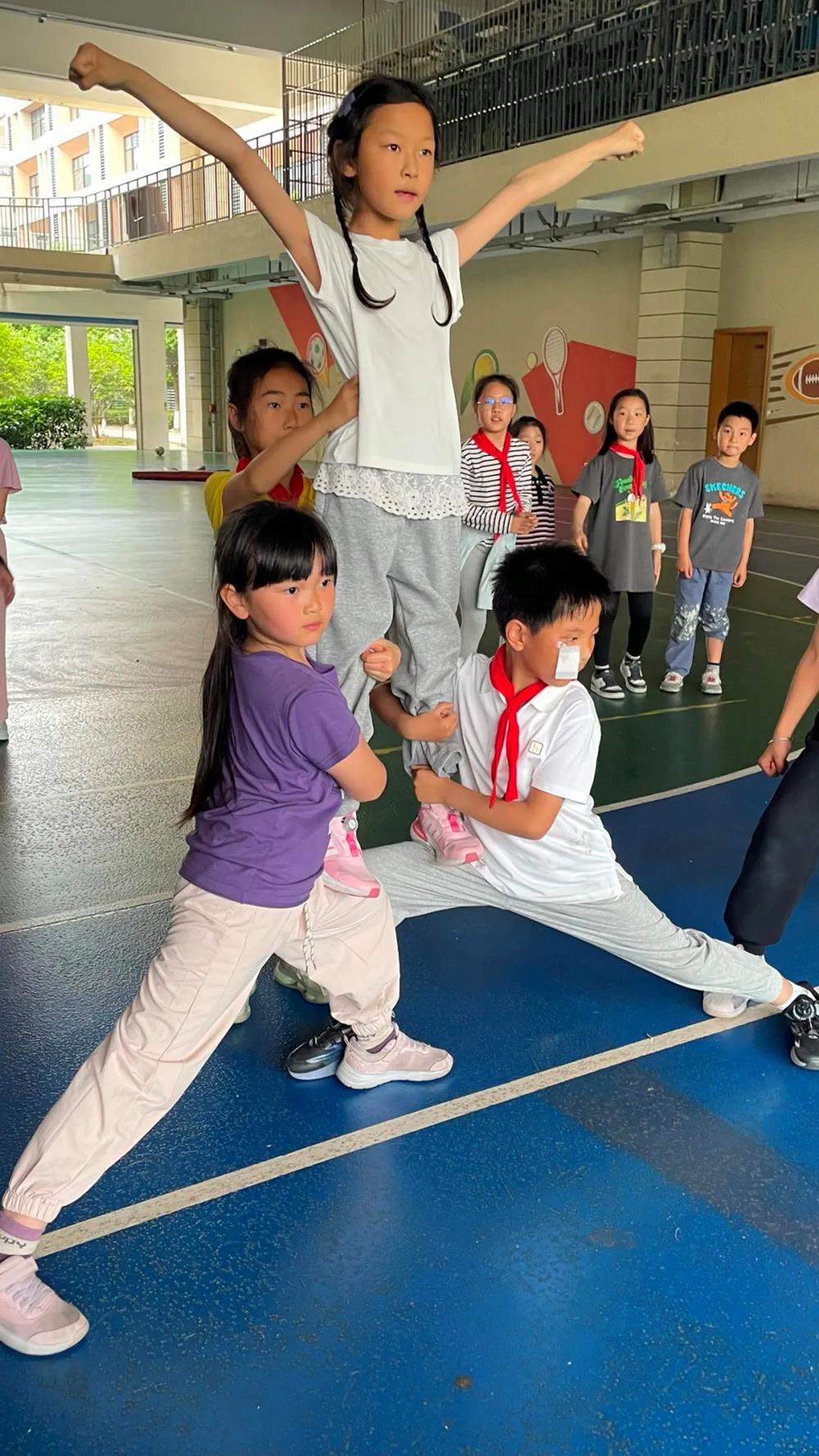 f04caf3a4ac0468f9888753bb1a66226.jpg f04caf3a4ac0468f9888753bb1a66226.jpg