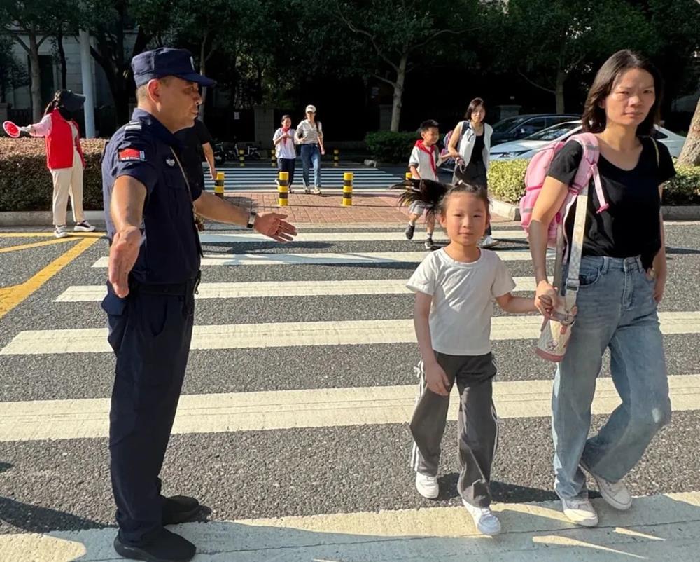 1bea811f01794adaa855c526de81efcc.jpg 1bea811f01794adaa855c526de81efcc.jpg