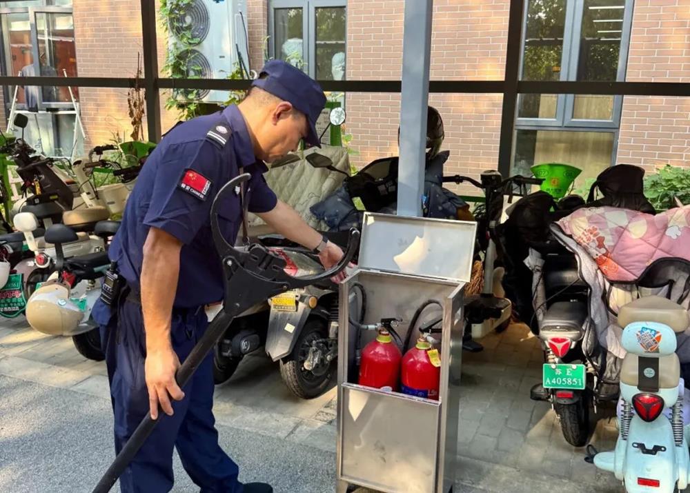 6f37cf8e00cf425aaf6dd63bb8442dc9.jpg 6f37cf8e00cf425aaf6dd63bb8442dc9.jpg