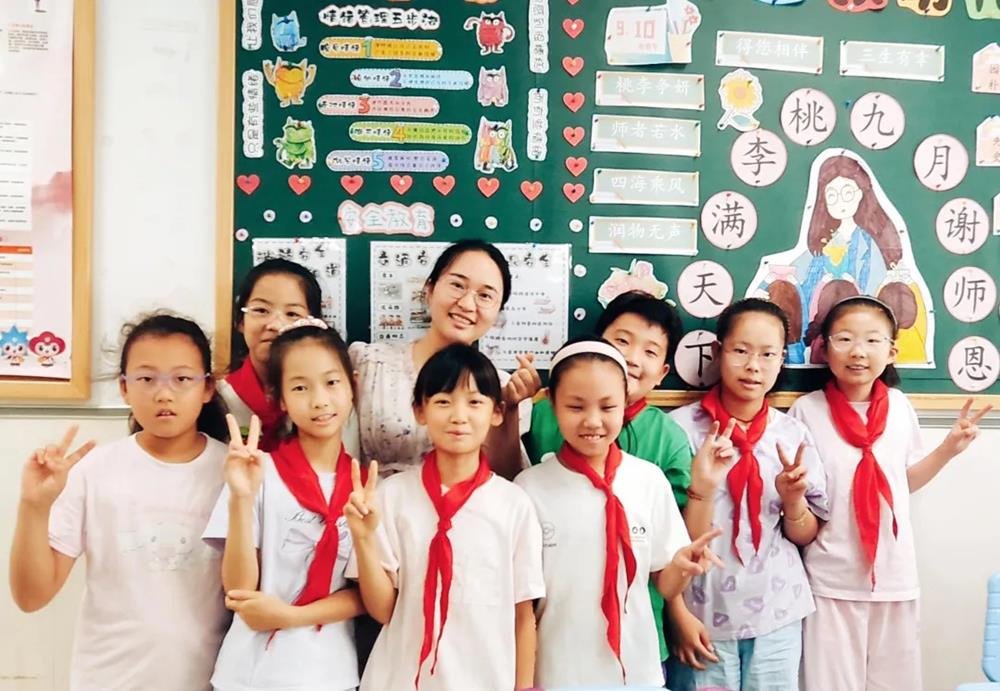 2c6b347b7e2c4e7e894a6c5f5d974e8c.jpg 2c6b347b7e2c4e7e894a6c5f5d974e8c.jpg