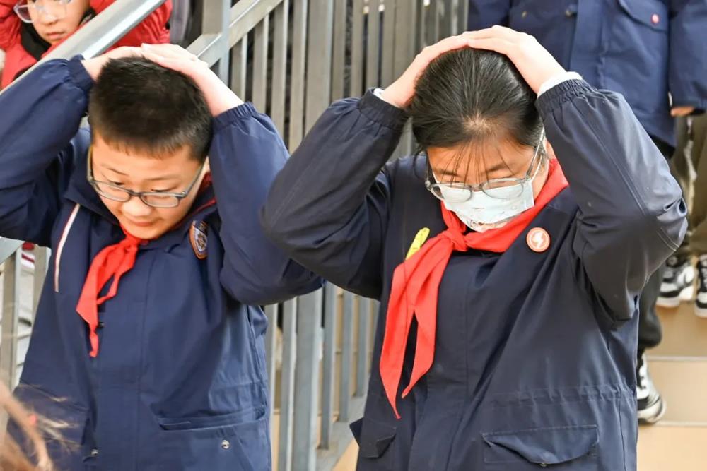 21b23229bda14ddc87d2101ac3e0f2c4.jpg 21b23229bda14ddc87d2101ac3e0f2c4.jpg