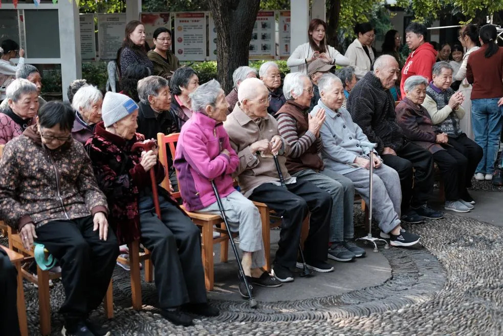 396cc5cae607427ebf2ef2e13697e5c3.jpg 396cc5cae607427ebf2ef2e13697e5c3.jpg