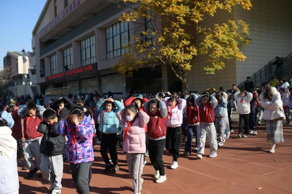 442885d868d3473abd05e3580da079d1.jpg 442885d868d3473abd05e3580da079d1.jpg