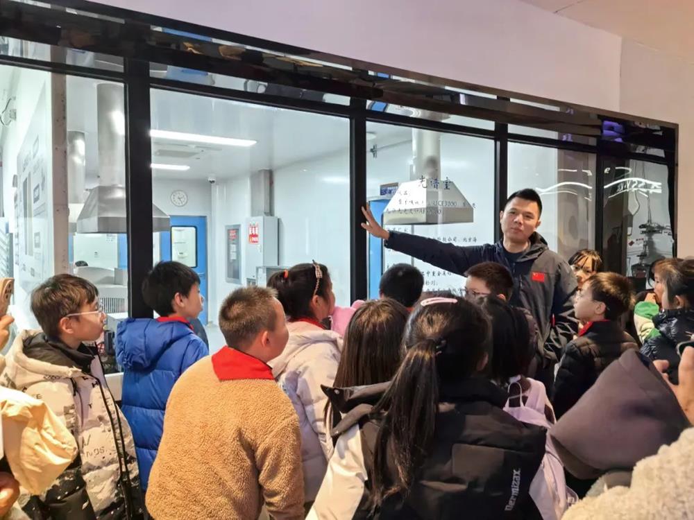 50702b9ee4e348d6b7333667fbf4554b.jpg 50702b9ee4e348d6b7333667fbf4554b.jpg