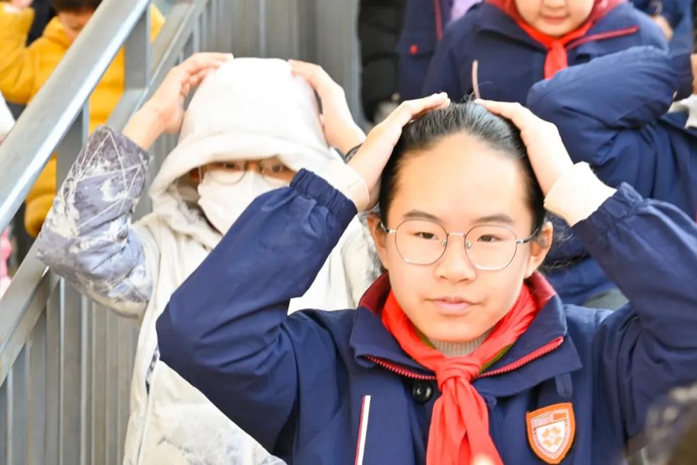 82a6ed78ec344af3aa5f7d7eb2519b66.jpg 82a6ed78ec344af3aa5f7d7eb2519b66.jpg