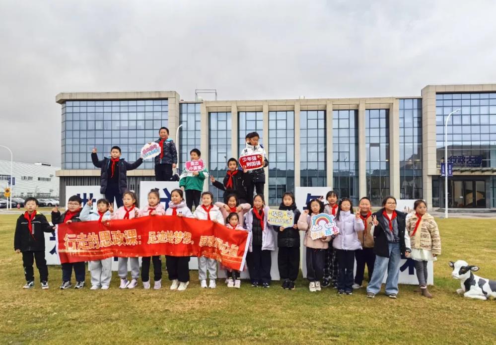 cc52fa749090451a839ccb1f191d0132.jpg cc52fa749090451a839ccb1f191d0132.jpg